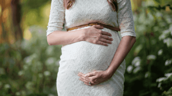 Cute Maternity outfits 2019