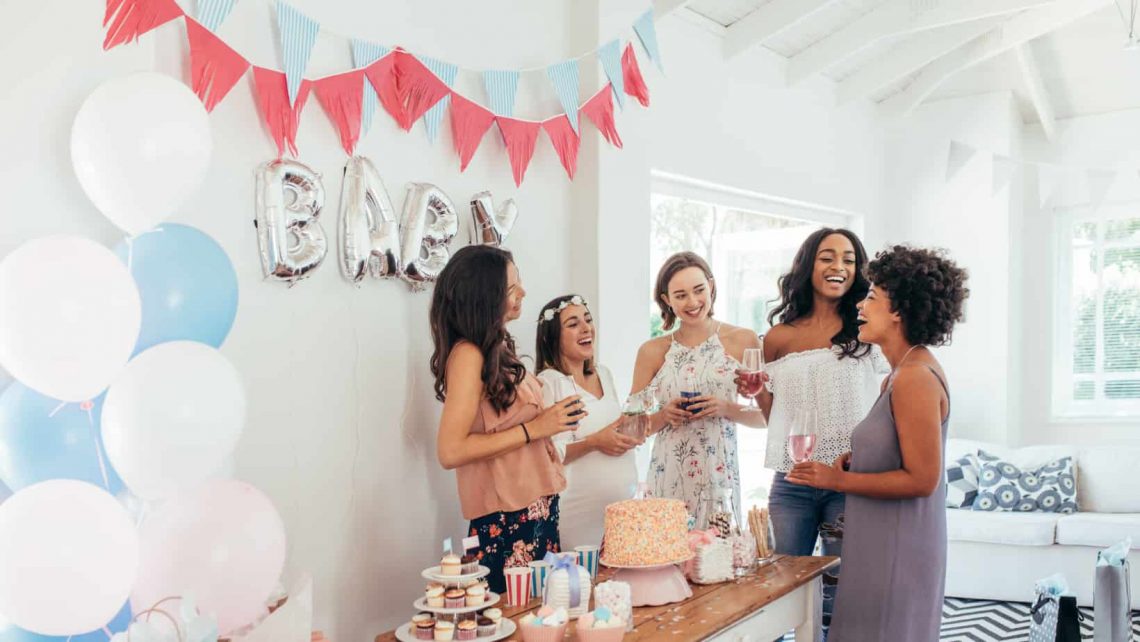 Como hacer una fiesta de baby shower barato