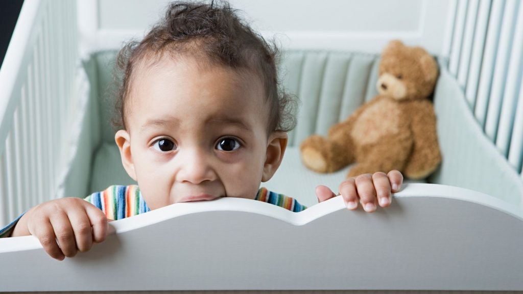 nombres niños inician con A