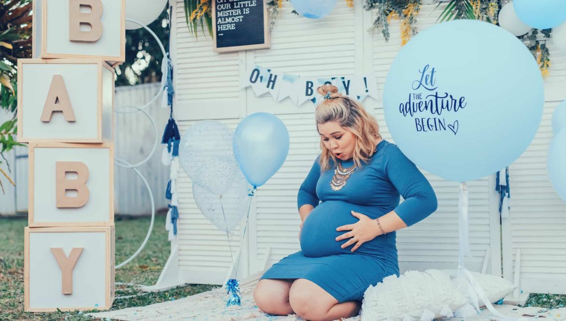 Vestido para baby shower de futura mamá